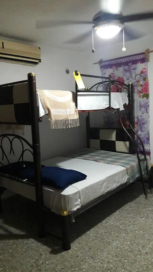 לינה וארוחת בוקר קנקון Casa Gaucha 0*,